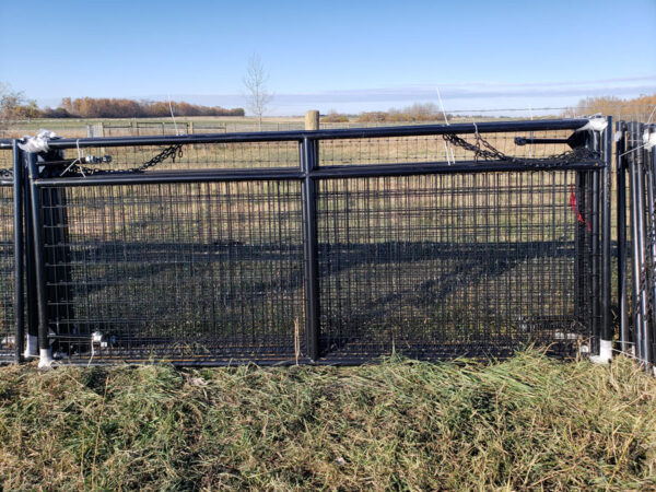 10' Mesh Gate