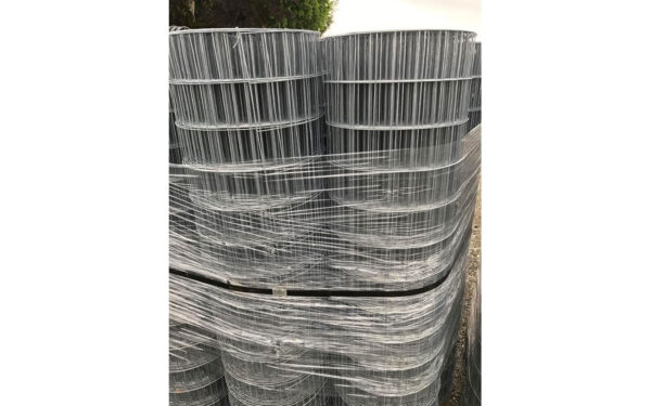 4’x100’ Welded Utility Fence - 2x4 Hole - 14.5 Gauge - Image 3