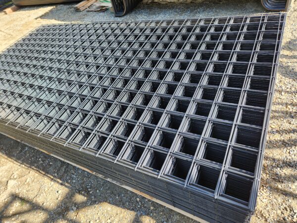 8'x48" Black Welded Mesh Panel